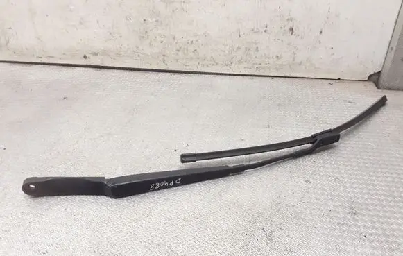 Opel Astra J Windshield/front glass wiper blade 13289887
