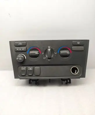 Volvo V70 Climate control unit 8651240