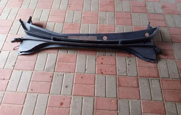 Hyundai Ioniq Wiper trim 86150G2000