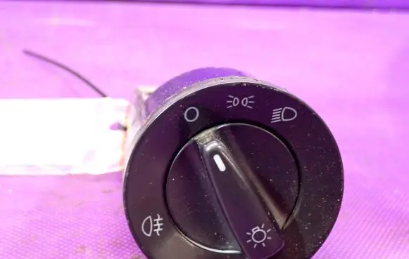 Skoda Roomster (5J) Light switch 3B0941531B