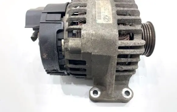 Fiat Grande Punto Generator/alternator 51714794
