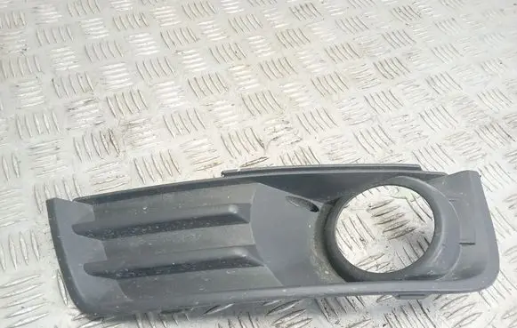 Front bumper lower grill