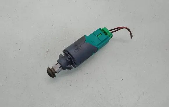Brake pedal sensor switch
