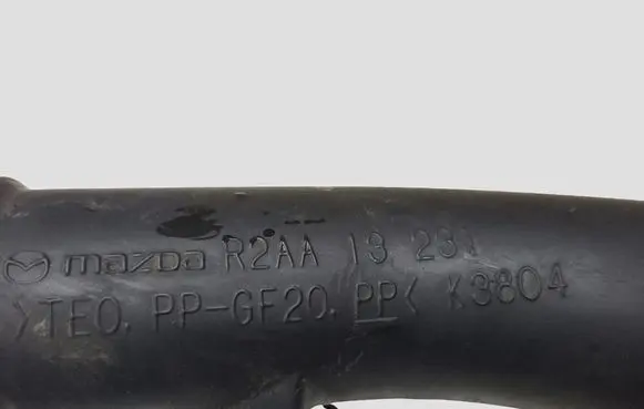 Mazda 6 Turbo air intake inlet pipe/hose R2AA13231 K3804