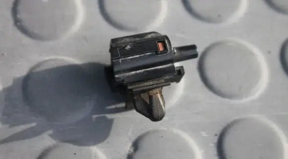 Hyundai Tucson TL Outside/external air temperature sensor 