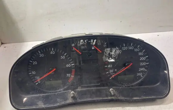 Volkswagen PASSAT B5 Speedometer (instrument cluster) 3B0919861B 110008793010