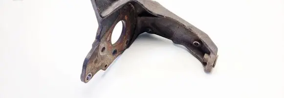 Audi A4 S4 B5 8D Fuel pump bracket 028130147B