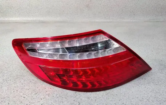 Mercedes-Benz SLK R172 Rear/tail lights A1729062000AOP1122 A1729062000