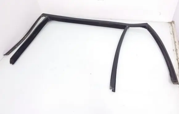 Mercedes-Benz E W212 Rubber seal rear door 
