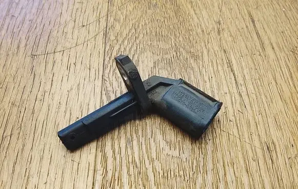 Porsche Macan (95B) ABS brake wheel speed sensor 95B927804B