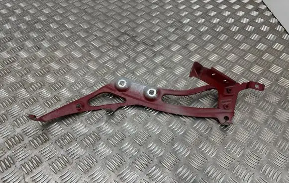BMW 2 F45 Fender mounting bracket 7297202