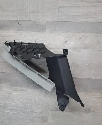 Volkswagen Golf VII Other sill/pillar trim element 5G0868143B 5960403
