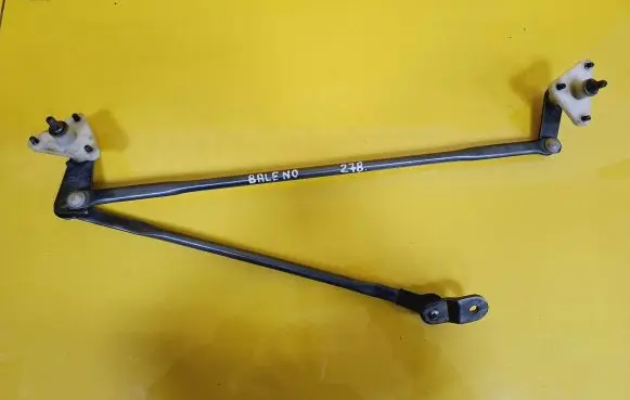 Suzuki Baleno EG Front wiper linkage and motor