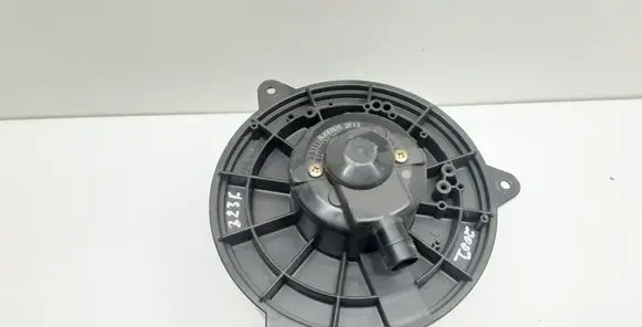 Mazda 323 F Heater fan/blower 8940000