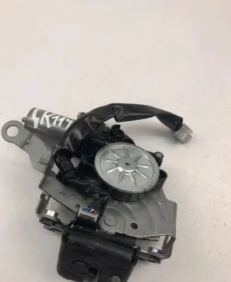 Lexus UX Tailgate/trunk/boot lock/catch/latch T5161382A