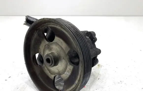 Citroen C5 Power steering pump 9656405380