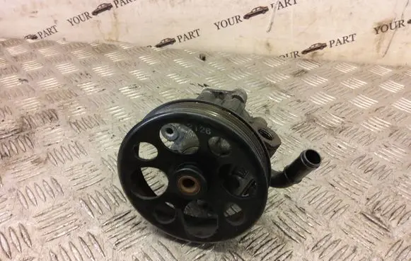 Chevrolet Captiva Power steering pump 95476164