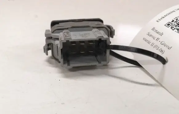Renault Scenic II - Grand scenic II Electric window control switch 28082 364797 6199