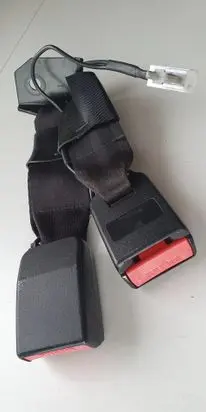 Nissan Qashqai+2 Rear seatbelt buckle