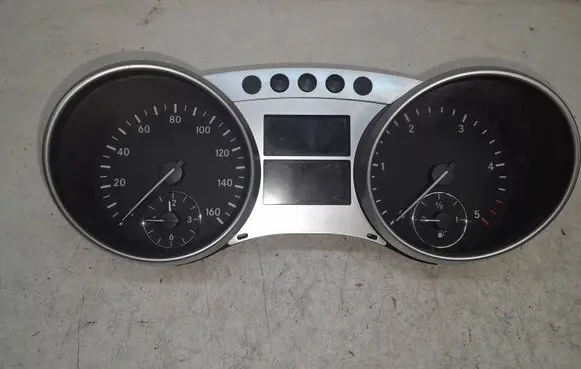 Mercedes-Benz ML W164 Speedometer (instrument cluster) A2515409047 A2514420321 A2515404211