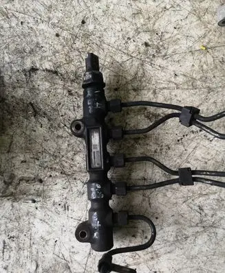 Volvo S40 Fuel main line pipe 9654592680