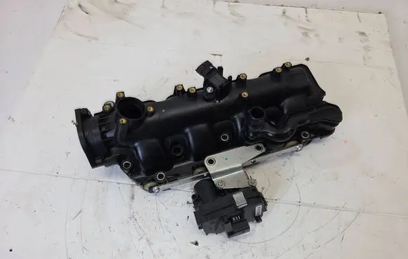 Saab 9-3 Ver2 Intake manifold 55261565