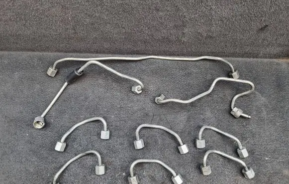 Audi A6 S6 C7 4G Fuel line pipe 059130241DA 059130241DB 059130241DC