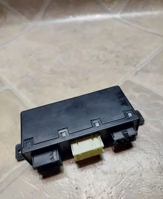 BMW 5 E39 Comfort/convenience module 613569042559 689667
