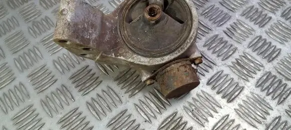 Mitsubishi Galant Engine mount bracket MB844537 1HNY014