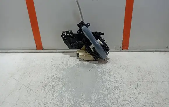 Volvo XC60 Rear door lock 31378254