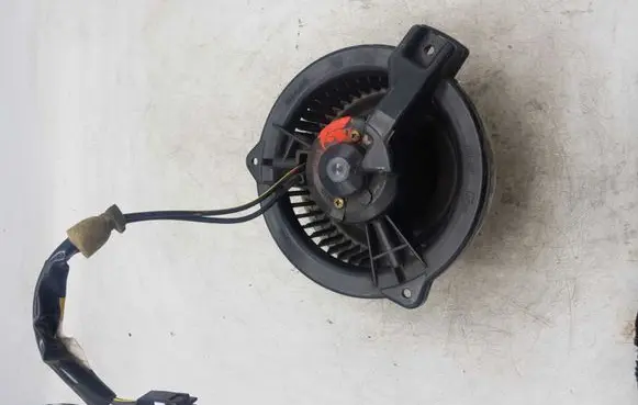Toyota Prius (XW20) Heater fan/blower 1940001390 11E13 2464511650