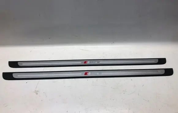 Audi A3 S3 8V sill trim set (inner) 8V3853491A