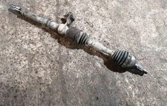 Front driveshaft