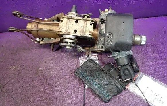 Volkswagen PASSAT B5 Ignition lock 4B0905851