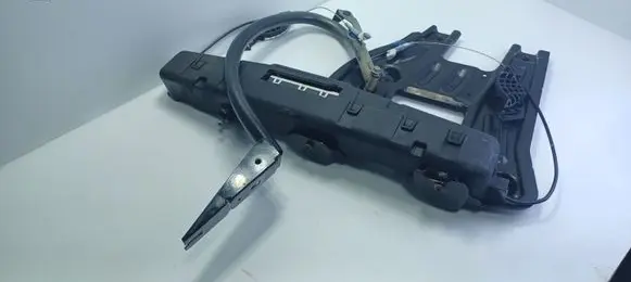 Mercedes-Benz E W212 Tailgate/trunk/boot lift motor A2125452140