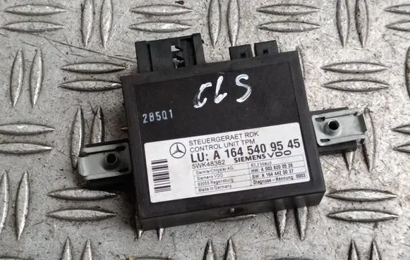 Mercedes-Benz CLS C219 Tire pressure control unit A1645409545 5WK48382 A0038200526