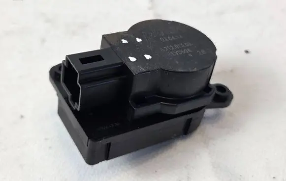 Citroen C4 II Picasso Air flap motor/actuator A21201300 030414 EVD596