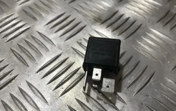 Seat Altea Other relay 1k0951253a v23134-j52-x430