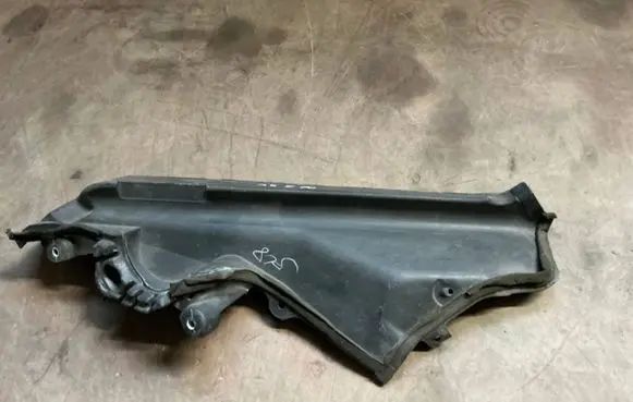 BMW X5 E70 Other engine bay part 7169420