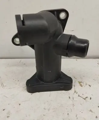Engine coolant pipe/hose