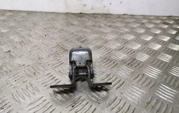 Suzuki SX4 S-Cross Front door upper hinge