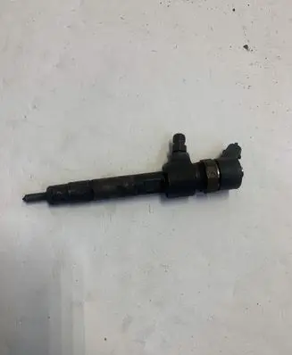 Opel Zafira B Fuel injector 0445110276