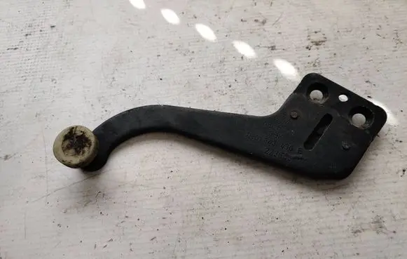 Volkswagen Transporter - Caravelle T5 Sliding door upper roller guide/hinge 7H0843436E 223606