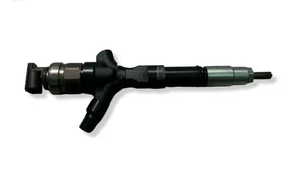 Toyota Land Cruiser (J120) Fuel injector 2367030320