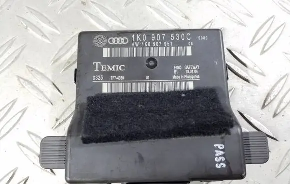 Volkswagen Golf V Other control units/modules 1K0907530C 1K0907951 0325