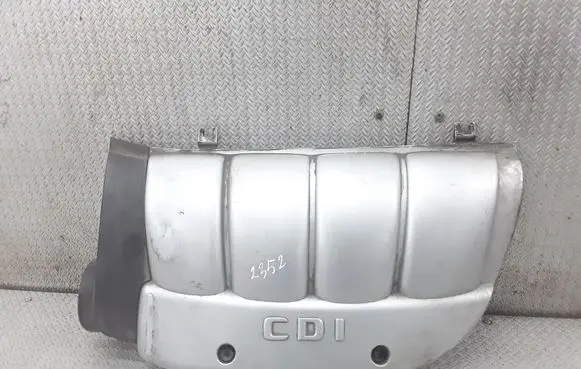 Mercedes-Benz C W203 Engine cover (trim)
