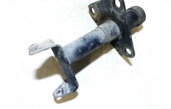 Volkswagen PASSAT B5 Front bumper mounting bracket 3b0807133 02310027