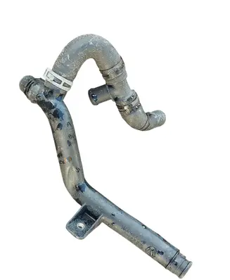 Engine coolant pipe/hose
