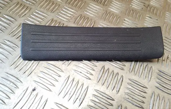 Mazda 3 II Rear sill trim cover BBP3687H0