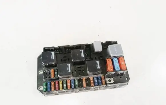 Land Rover Range Rover L322 Fuse module AH4214N030AD 090930072242 519392021